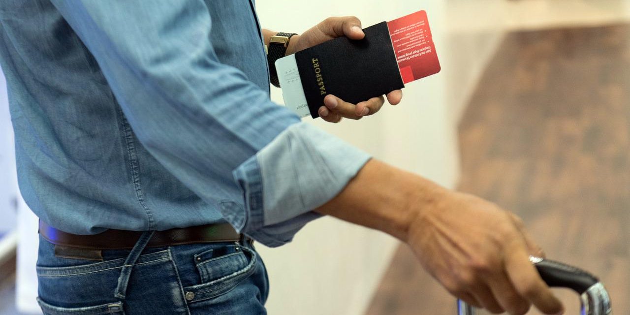 Documents to travel to Curaçao without a visa