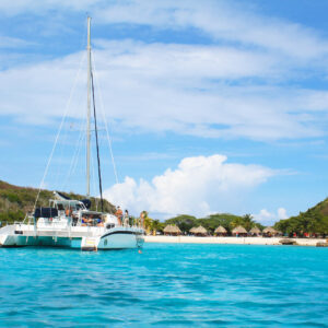 Catamaran West Coast Curaçao: Beaches, BBQ & Blue Cave (Blue Room) - 1 Day Tour