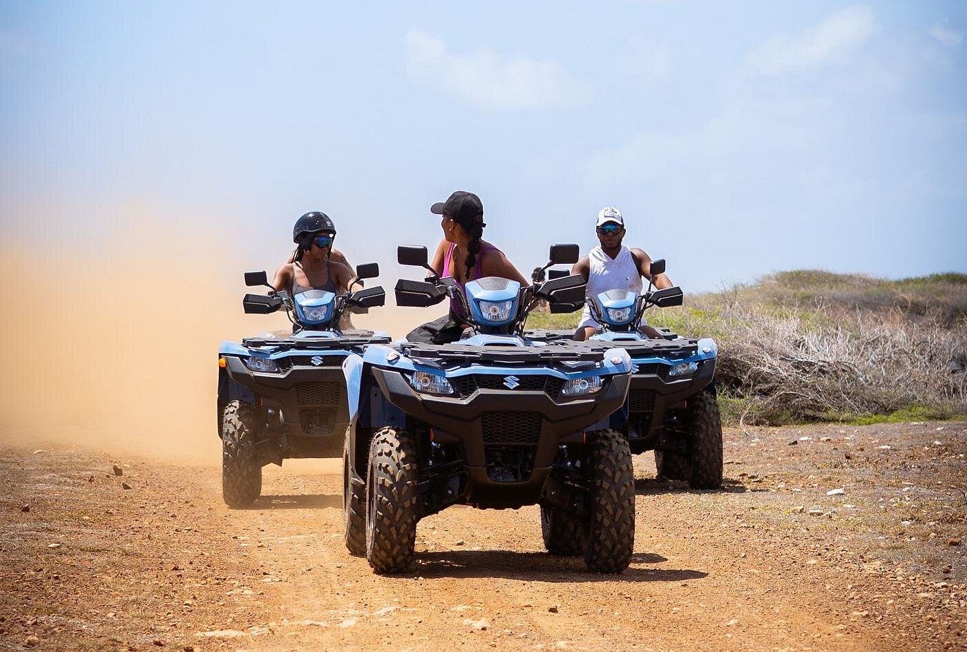 Curazao ATV Westpoint beach hopping y aventura todoterreno