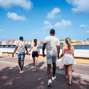 Tour por Willemstad con almuerzo local en Plasa Bieu (Medio día)