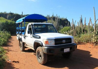 Jeep Safari Curazao: Aventura 4×4 por paisajes salvajes