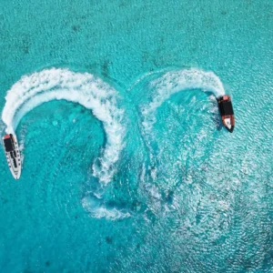 Tour Privado en Powerboat - Charter con Comida y Bebidas Incluidas